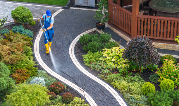 Best Garage Pressure Washing  in Chardon, OH